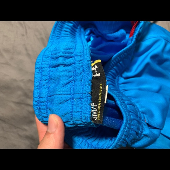 Light Blue/Red Under Armour UA Basketball Shorts S - Picture 3 of 3